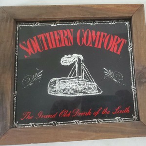 Details about / Vintage vinyl Southern Comfort /"Whatever/'s Comfortable/" Advertising Keychain