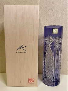 KAGAMI CRYSTAL Edo Kiriko Single-Flower Vase Asanoha & Bamboo Leaf Pattern Glass - Picture 1 of 9