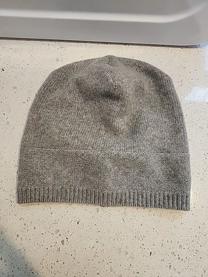 Sombrero tejido cachemir Portolano gris invierno otoño suave Foto 1 de 4