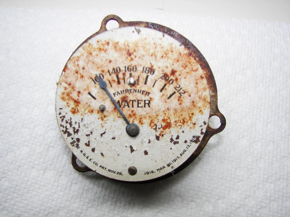 1928 Chrysler Model 72 Water Temperature Gauge Foto 1 de 1