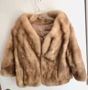 Chaqueta corta bolero de piel de visón beige rubio mujer talla pequeña manga 3/4 - Imagen 1 de 9