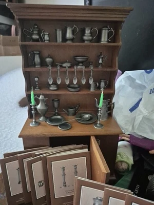 Franklin Mint 25 Piezas Colonial American Pewter Miniatura Colección Papel Hutch Foto 1 de 3