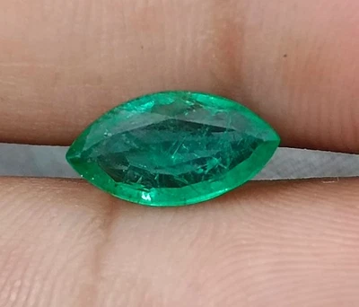 Piedra preciosa aceitada menor esmeralda Panjshir verde hoja mediana de 1,52 quilates certificada GSI Foto 1 de 4