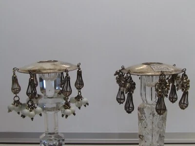 2 BOBECHES COLETORES DE GOTEJAMENTO INCOMPATÍVEIS PARA CASTIÇAL. DANGLES DE MIÇANGAS E ARAME. - Imagem 1 de 4