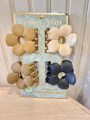 Flower Shaped Hair Combs  Clips Beige Neutral 4-Piece Brown One Size NWT - Image 1 of 3