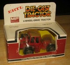 1:64 Massey Ferguson 4880 4x4 Toy Tractor Nip