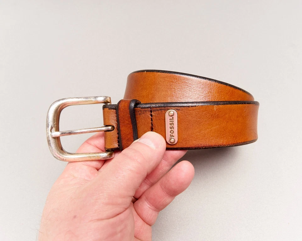 Cinturón Fossil Hombre 40 Marrón Cuero Italiano Hebilla Plateada Grano Completo 1.5" Ancho Foto 1 de 4