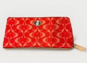 Coach Wallet Peyton dream Pink Monochromatic With Tan Used - Picture 1 of 12