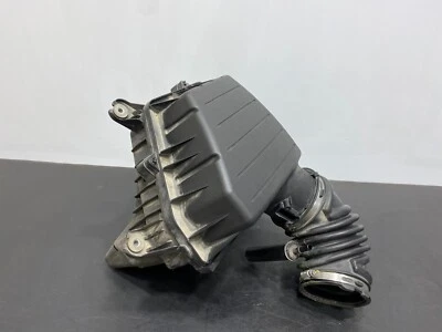 Chevrolet Camaro ZL1 2014 OEM montaje de caja de aire con tubo de filtro usado Foto 1 de 4