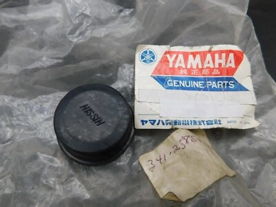 Cilindro maestro diafragma Yamaha 1976 XS650, 1973 1974 TX750, TZ750 NUEVO OEM Foto 1 de 2