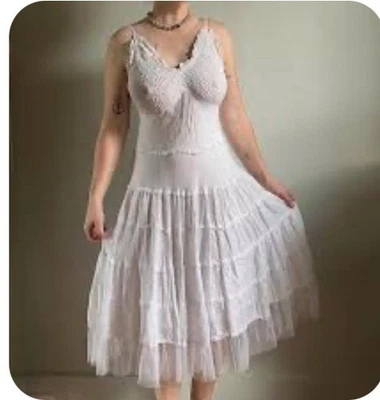 Vestido Dressbarn Talla XL Blanco Ojales En Niveles Playa Boda Cuello en V Sin Mangas Foto 1 de 4
