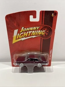 2010 Johnny Lightning 1/64 Purple 1981 Chevrolet Chevy Malibu G34 - Picture 1 of 4
