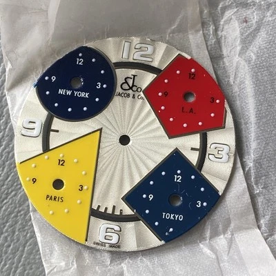 Reloj Jacob & Co esfera cinco zonas horarias 33,9 mm nuevo de stock Foto 1 de 2