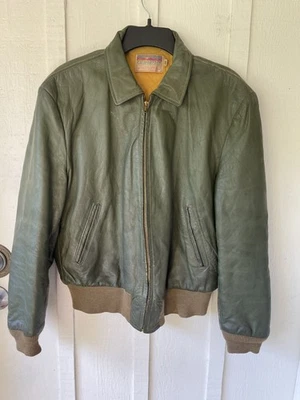 Chaqueta bomber vintage de cuero californiana de los años 60 Foto 1 de 4