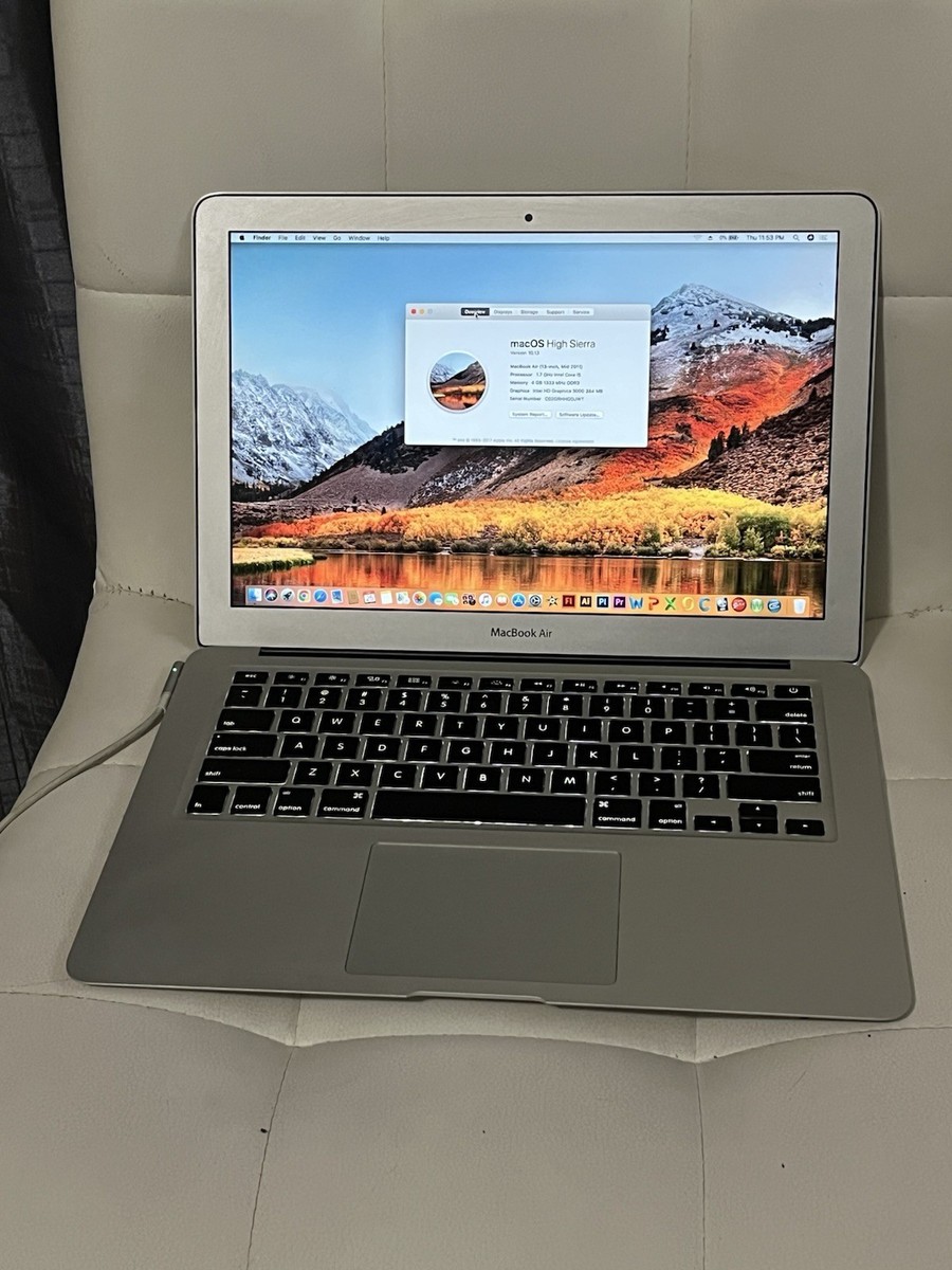 MacBook Air 2011 13インチ 中古　i5,4GB,128GB MacBook Air 13