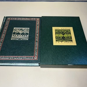 The Hobbit by J.R.R. Tolkien Collectors Edition - Imagen 1 de 8