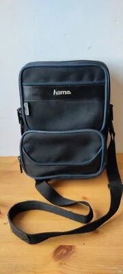Hama Classic F11 Camera Bag with Detachable Strap - 22cm x 17cm x 8cm - Black - Image 1 of 4