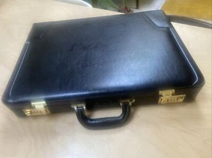 V.lyte retro Black briefcase faux leather yuppie executive attache case 1990’s - Picture 1 of 12