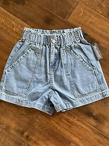 BLANKNYC New Shorts With Tags. Medium Wash Cinched Waist Color PVC - Picture 1 of 10