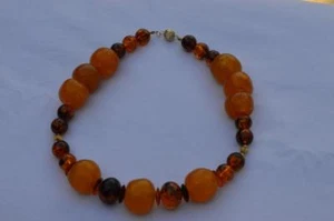 ANTIQUE NATURAL PRESSED BALTIC AMBER 93.3 GRAMS 14K YELLOW GOLD NECKLACE - Picture 1 of 12