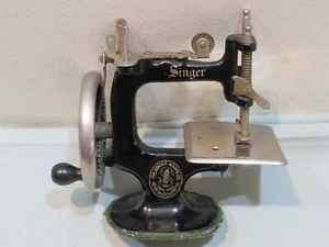Vintage 1914 Singer Model 20Sewing Machine, 7 Spoke Handwheel - Picture 1 of 8