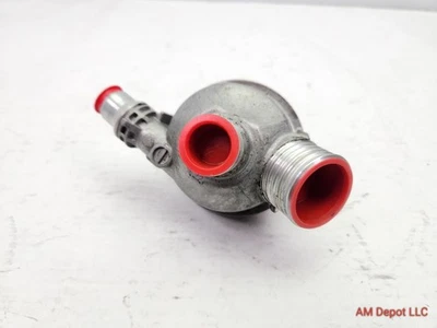 BMW 535xi 535i 528i 2008 528xi E60 E61 conjunto de termostato 11537549476 Foto 1 de 4