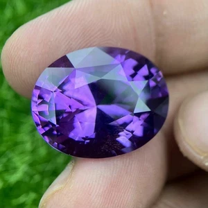 23,32 Cts | Suelto natural | Amatista | Púrpura | Forma ovalada | Corte escalonado - África - Imagen 1 de 5