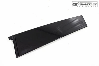 Chevrolet Blazer 2019-2025 puerta trasera derecha ventana aplique delantero moldura OEM Foto 1 de 4