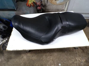 harley davidson 2011 flhrl 1580 road king classic seat 52329-09 - Picture 1 of 7