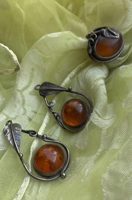 Набор колец и сережек-капли с янтарем - Изображение 1 из 4