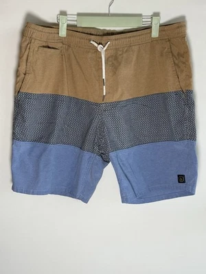 Volcom Threezy Shorts • Men’s XL - Image 1 of 4