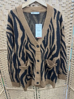 Cárdigan estampado animal Zara para hombre talla S nuevo con etiquetas  Foto 1 de 4