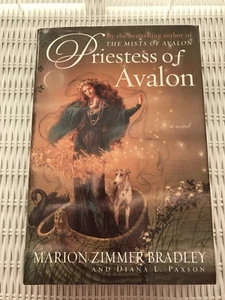 Priestess of Avalon by Diana L. Paxson and Marion Zimmer Bradley 1st Ed/1st Prt - Imagen 1 de 6