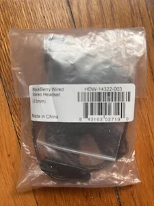 New Genuine Blackberry Wired Stereo Headset Earphones - HDW-14322-003, NR - Zdjęcie 1 z 3