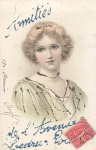 CP ILLUSTREE PAILLETTES AMITIES PORTRAIT FEMME ELEGANTE ROSE AUX JOUES - 34252 - Imagen 1 de 2