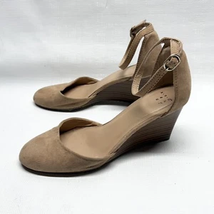 A New Day Beige Faux Suede Wedge Pumps Women’s 6.5 - Picture 1 of 7