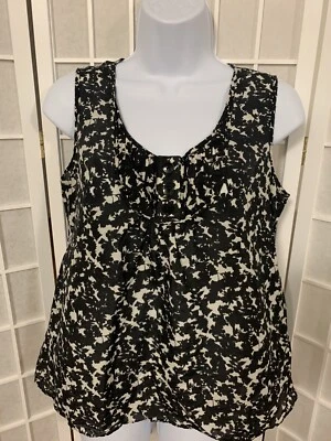 Top de mujer Banana Republic sin mangas floral beige y negro talla mediana pequeña Foto 1 de 4