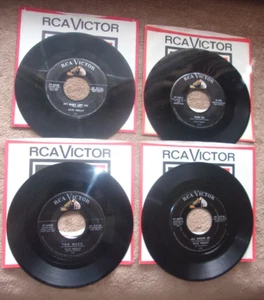 ELVIS PRESLEY 45 LOT ( 4 ) early releases - see photos for contents - Bild 1 von 5
