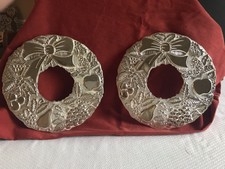Set Of 2 Christmas Wreath Trivet Wall Decor Godinger Silverplate Della Robbia