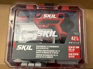 SKIL Rechargeable 4V Cordless Screwdriver with Bit Set in Tool Case Used - Picture 1 of 13