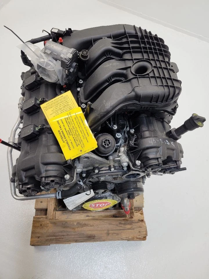 2014 2015 2016 2017 2018 2019 CHRYSLER 300 Engine 3.6L VIN G 8th Digit AWD  - Image 1 of 4