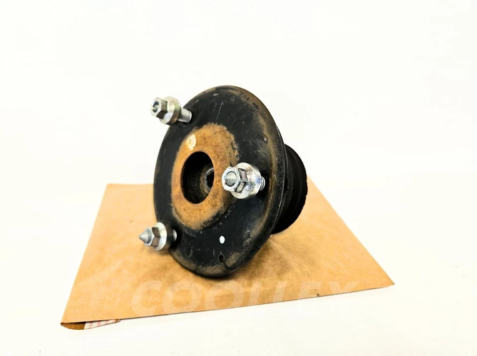 /\ 06-13 Lexus Is250 Is350 tracción trasera montaje de puntal delantero 48680-53031 OEM usado Foto 1 de 4