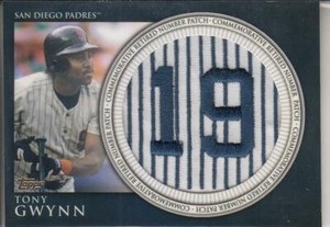 2012 TOPPS TONY GWYNN COMMEMORATIVE RETIRED NUMBER PATCH CARD PADRES