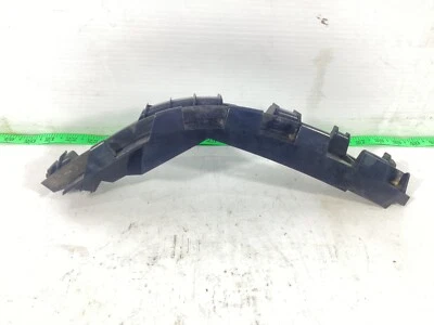 Soporte de parachoques trasero izquierdo BMW 750i E65 2006-2008 OEM. Foto 1 de 4