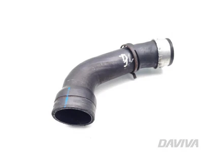 VW Polo Tuyau de tuyau de refroidisseur intermédiaire Diesel 55kW (75 HP) 2005 - Photo 1/4