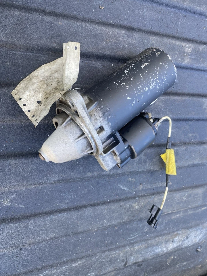 1989 - 1997 Jaguar XJ6 XJS 4.0L Starter Motor  Bosch 1005821107 X300  OEM - Image 1 of 4