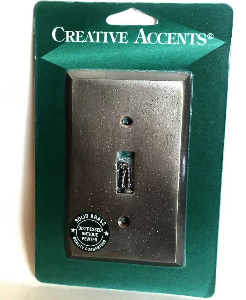 Placa de pared de un solo interruptor de peltre antiguo envejecido de latón macizo CREATIVE ACCENTS Foto 1 de 1