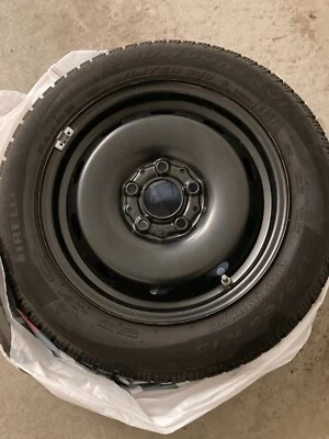 Winterkompletträder (auf Stahlfelgen schwarz)  16 Zoll für Mini Cooper BJ 2022 - Bild 1 von 2