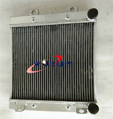 Right radiator for Lamborghini Gallardo 2003-2013,Gallardo Spyder 2005-2011 5.0L Foto 1 de 2