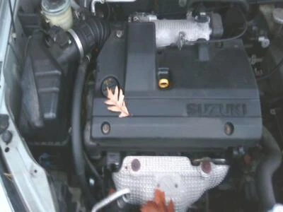 Compresor de aire acondicionado compatible con 02-07 AERIO 900683 Foto 1 de 4